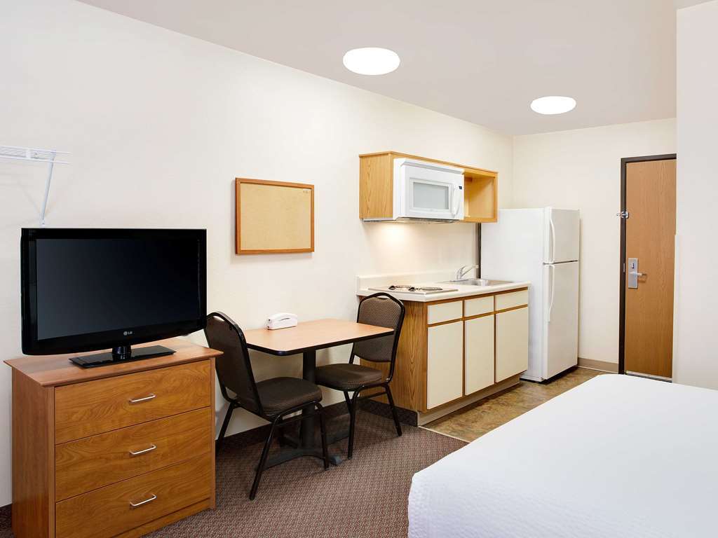 Woodspring Suites فورت واين الغرفة الصورة