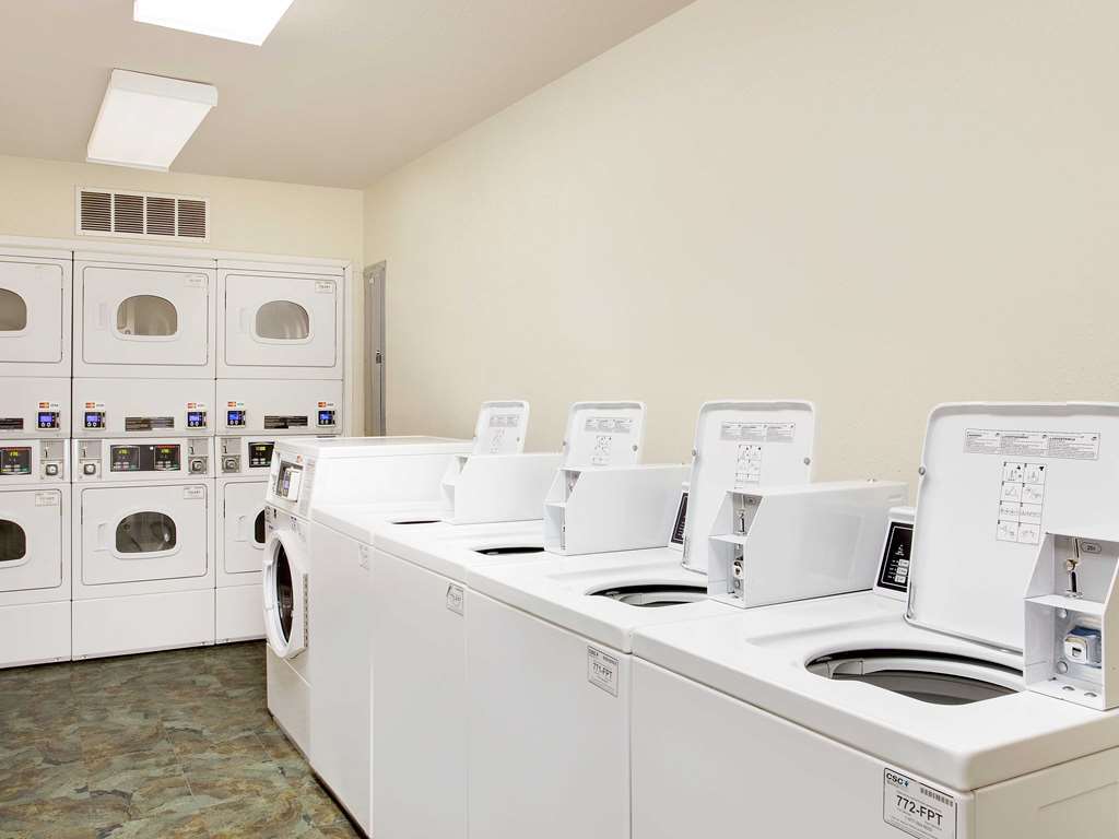 Woodspring Suites فورت واين المرافق الصورة